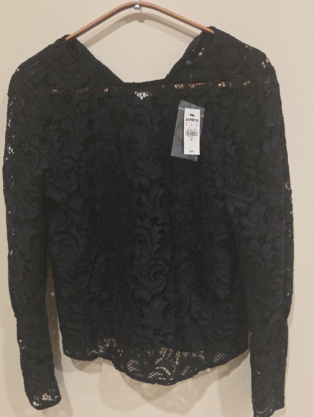 Express Black Lace Long-Sleeve Scalloped Hem Blouse